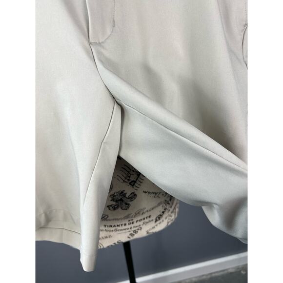 Men's Greg Norman off white Golf Shorts with pockets - Picture 4 of 11